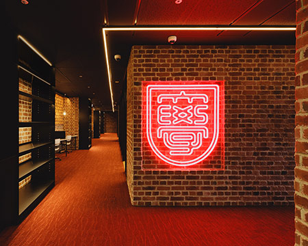 品川天王洲キャンパスのエントランス