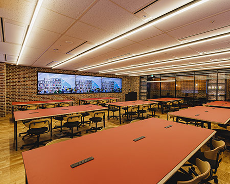 品川天王洲キャンパスの48名教室が2部屋