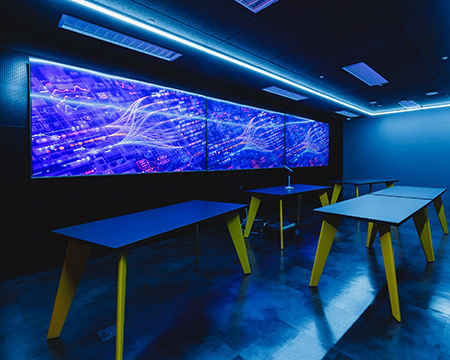 品川天王洲キャンパスのNOC/SOCルーム