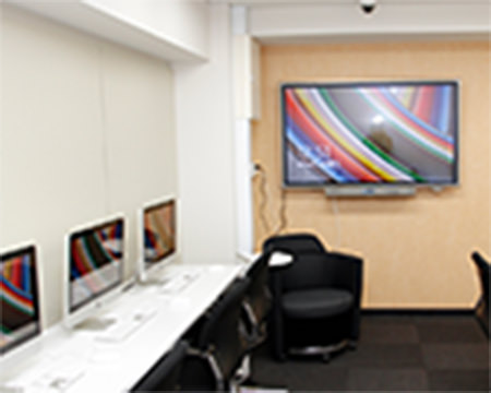 新宿キャンパスの13名教室